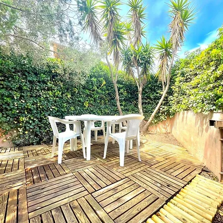 Le Corti Sarde Garden *